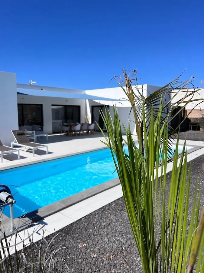 Villa Valentina, Piscine Chauffee Et Serenite Lajares