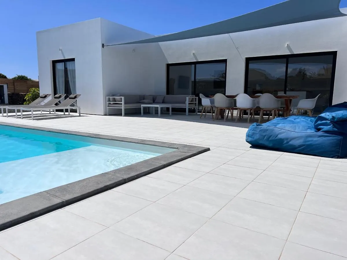 Villa Valentina, Piscine Chauffee Et Serenite Lajares