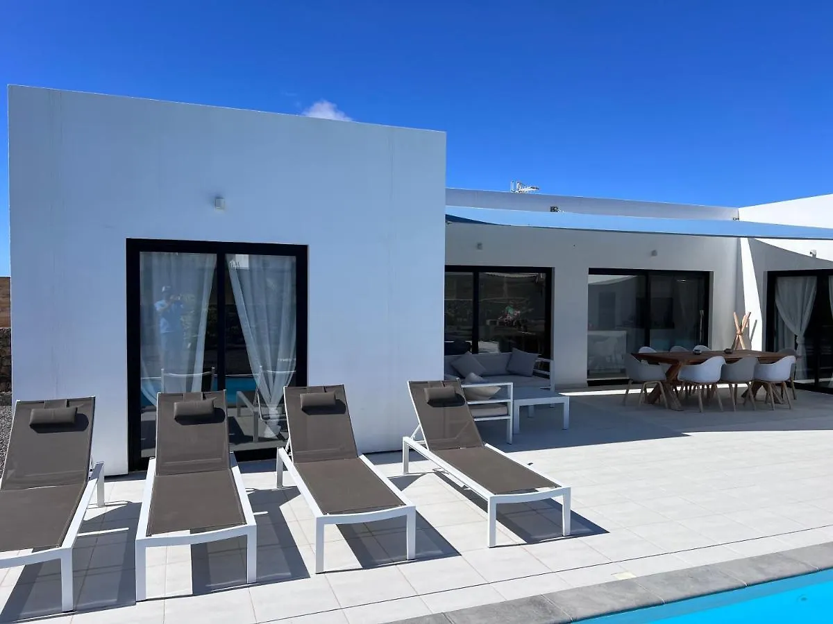 Villa Valentina, Piscine Chauffee Et Serenite Lajares