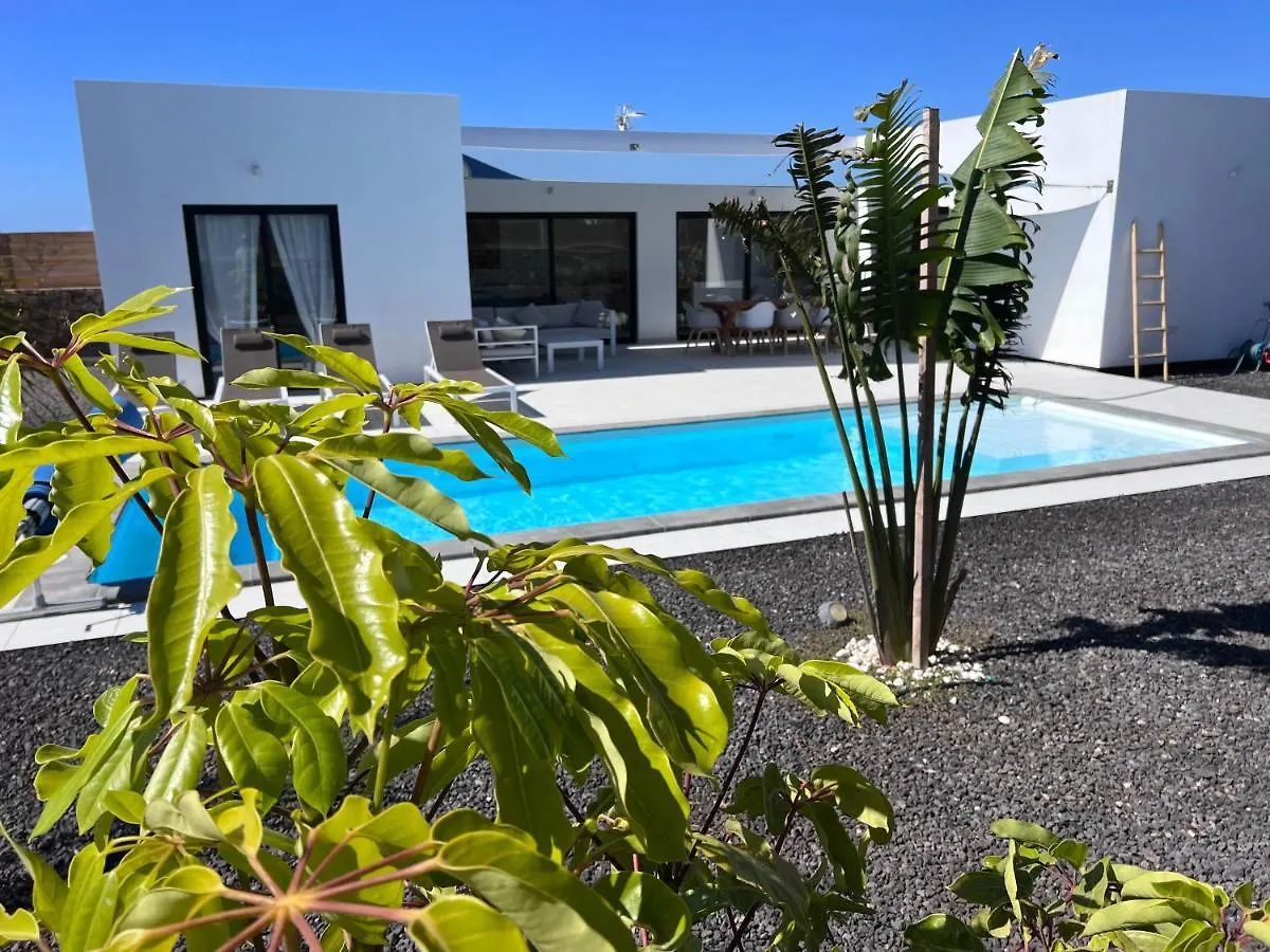 Villa Valentina, Piscine Chauffee Et Serenite Lajares
