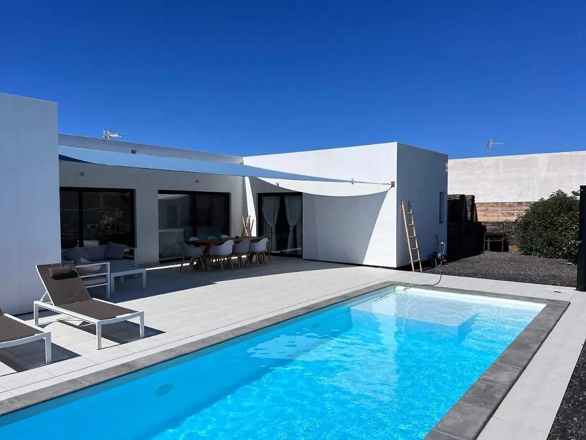 Villa Valentina, Piscine Chauffee Et Serenite Lajares 0*,  Spain