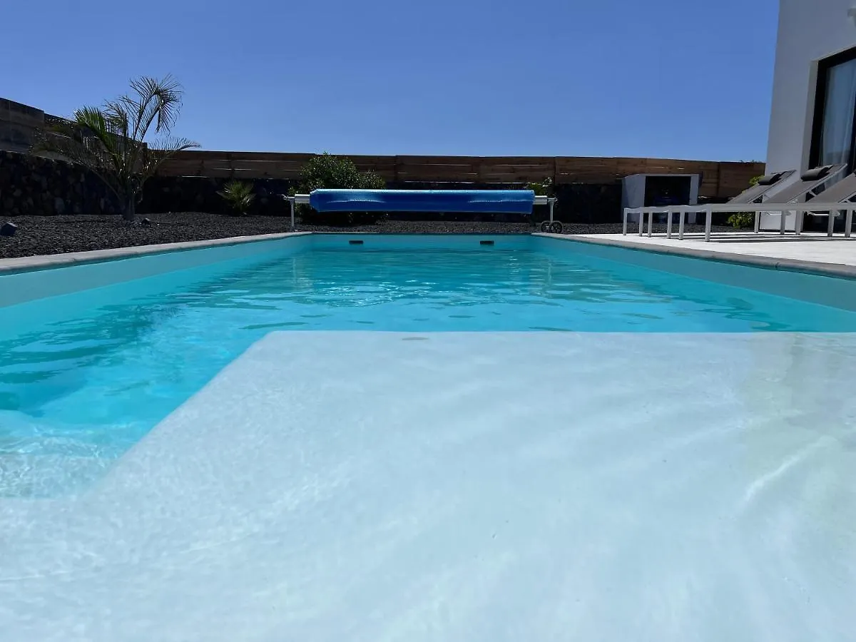 Villa Valentina, Piscine Chauffee Et Serenite Lajares