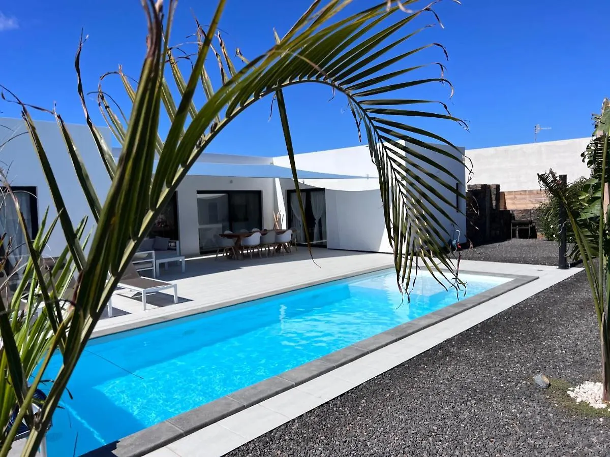 Villa Valentina, Piscine Chauffee Et Serenite Lajares